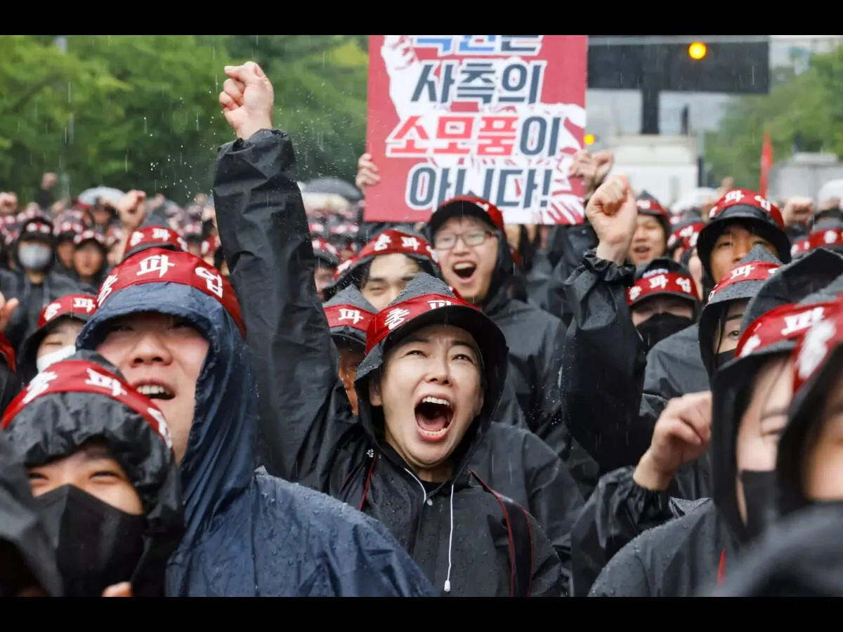 Samsung union rejects pay talks as an 18 day strike threat escalates