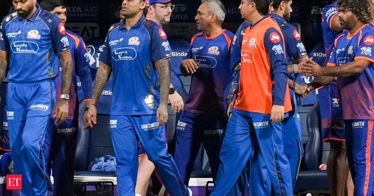 Mahela Jayawardene rejects burnout blame urges Mumbai Indians to regain rhythm and consistency now