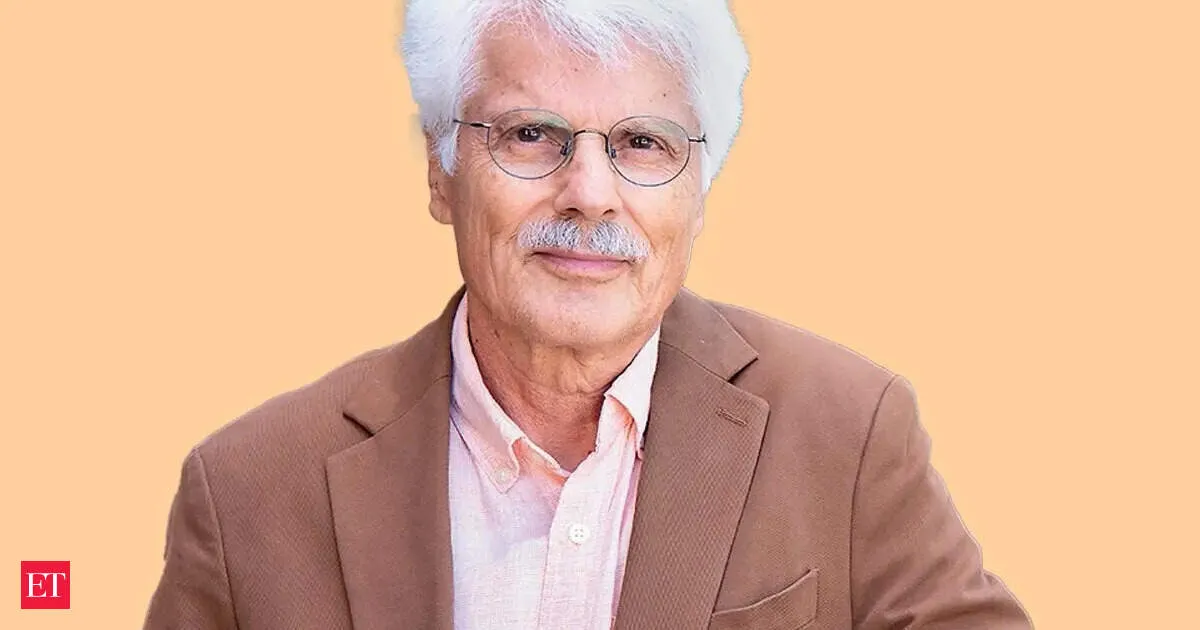 Iranians increasingly blame US Israel for economic misery as war squeezes daily life