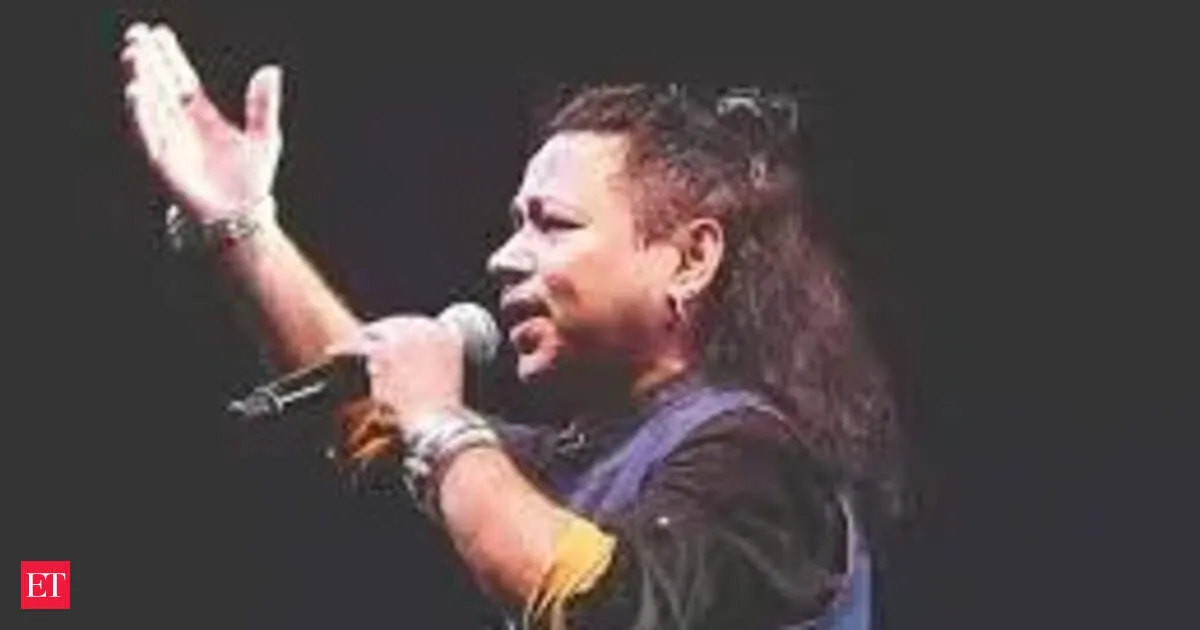 Kailash Kher snaps at casual request to sing on stage and likens it to disrespect