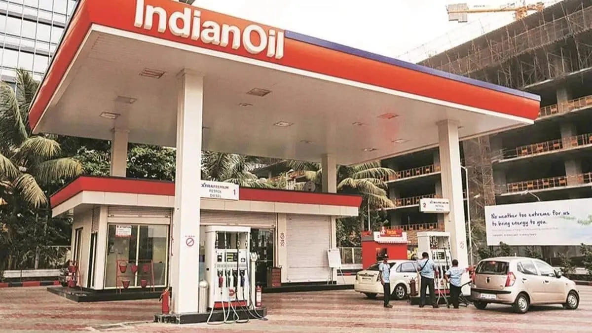 IOCL Director Calls Rs 3 Petrol Diesel Hike a Very Small Rise as Refineries Run 100% Plus