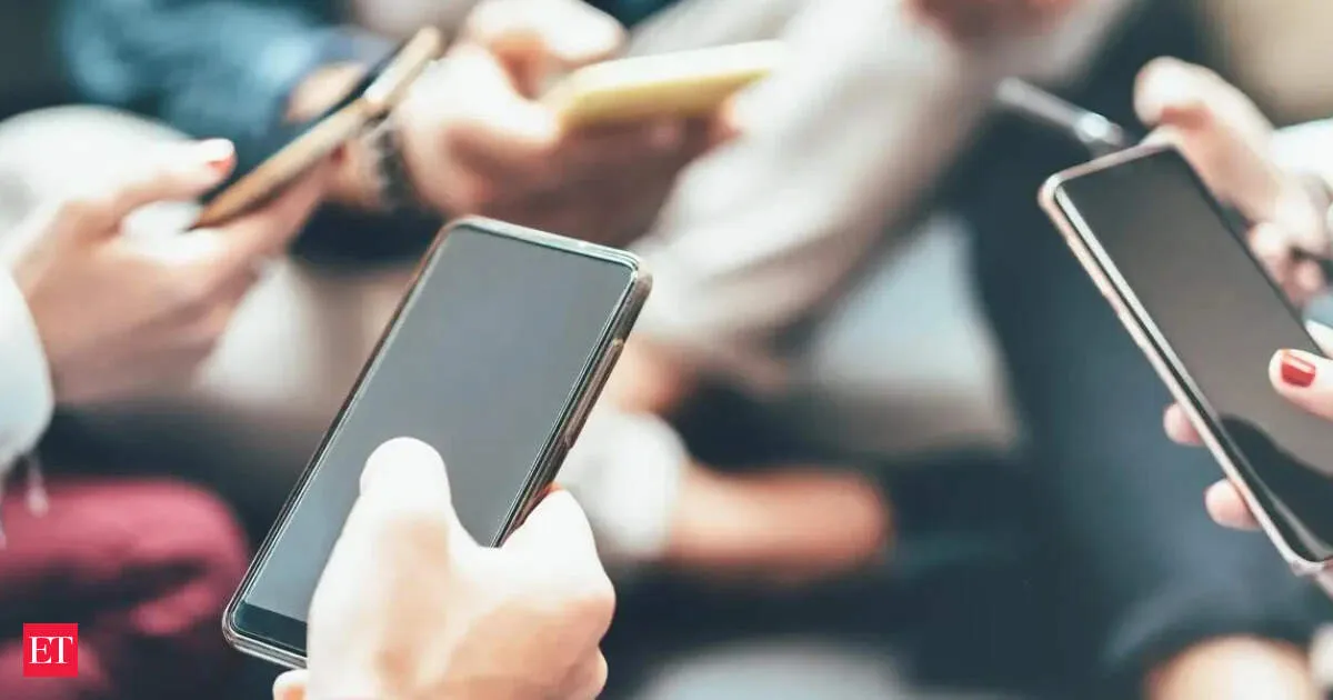 Smartphone memory costs spike, retailers cash in selling old stock at higher prices