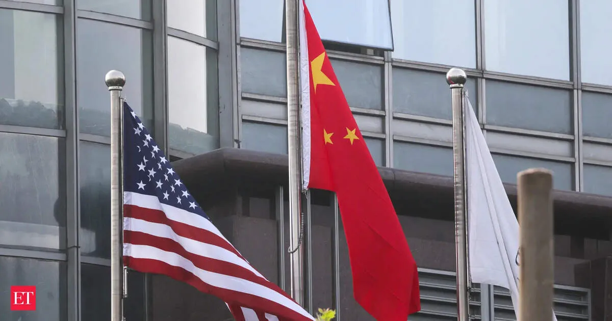 US and China kick off Seoul talks as Trump heads to Beijing with major CEOs in tow