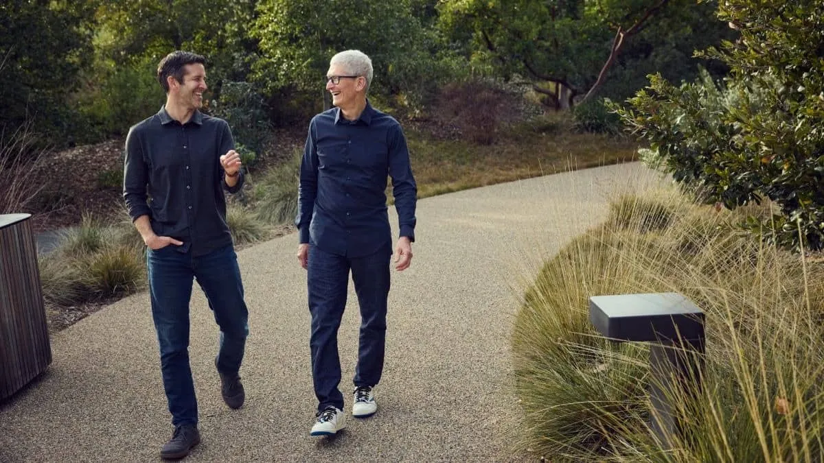 Tim Cook memo reveals why he told staff now is right time to exit CEO role