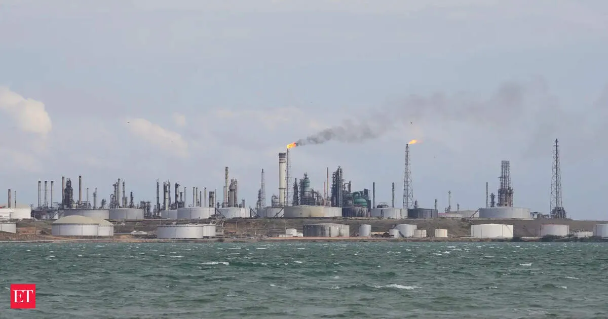 Venezuela oil exports surge 14 percent to seven year high after US deal and sanctions easing