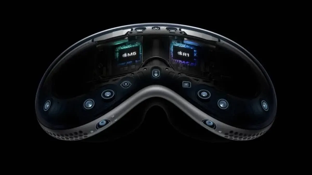 Apple Vision Pro gets a real medical job in New York cataract surgeries