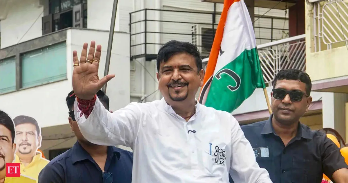Sujit Bose appears before ED in West Bengal municipality recruitment scam with son present