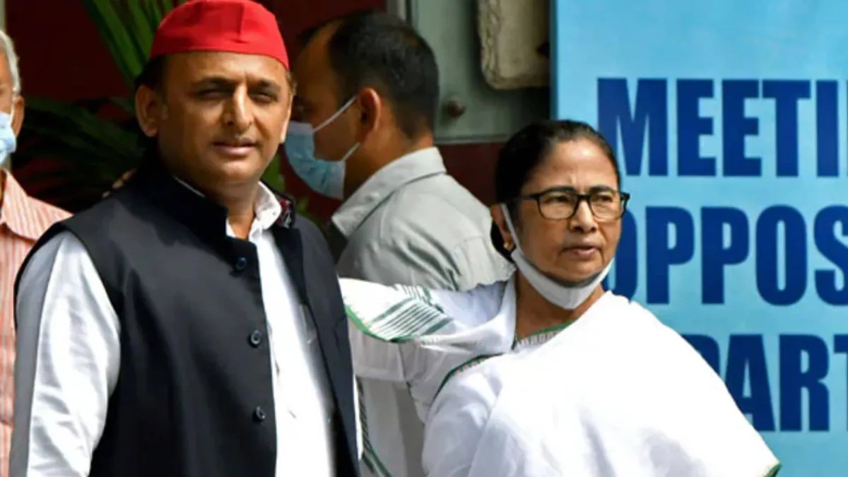 Akhilesh Yadav tells Mamata Didi you have not lost after West Bengal election rout