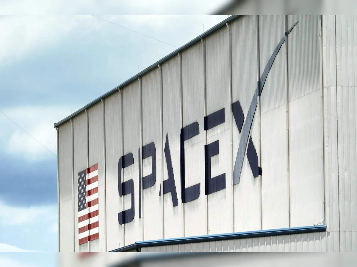 Investor group calls for SEC probe into SpaceX IPO filings over disclosure accuracy concerns