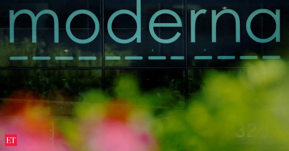Moderna revenue beats estimates as international COVID vaccine sales surge