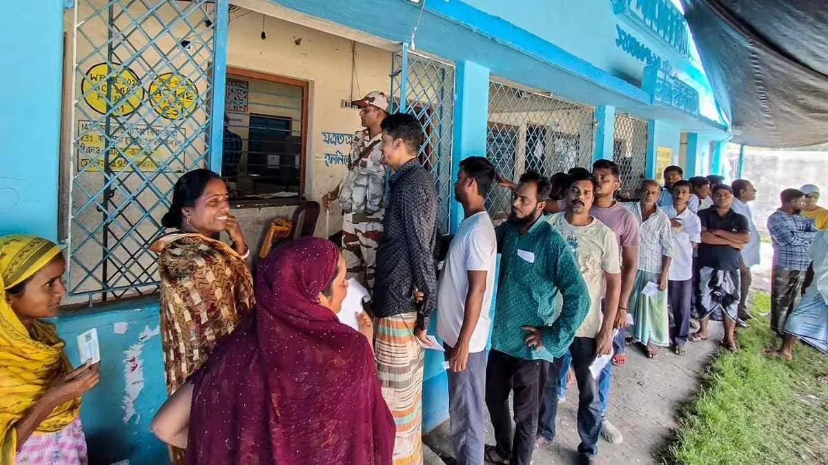West Bengal repoll sparks BJP Congress war of words amid 15 booth voting