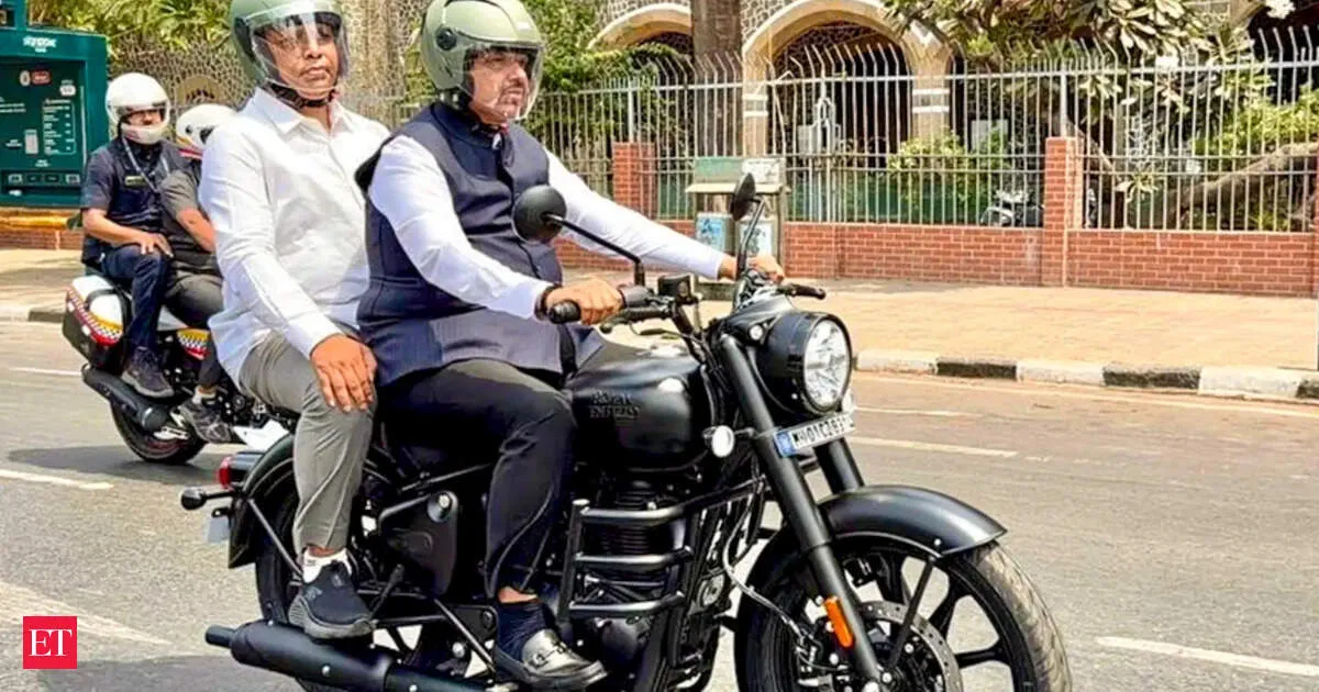 Maharashtra CM rides motorcycle to Vidhan Bhavan to slash fuel use under austerity drive