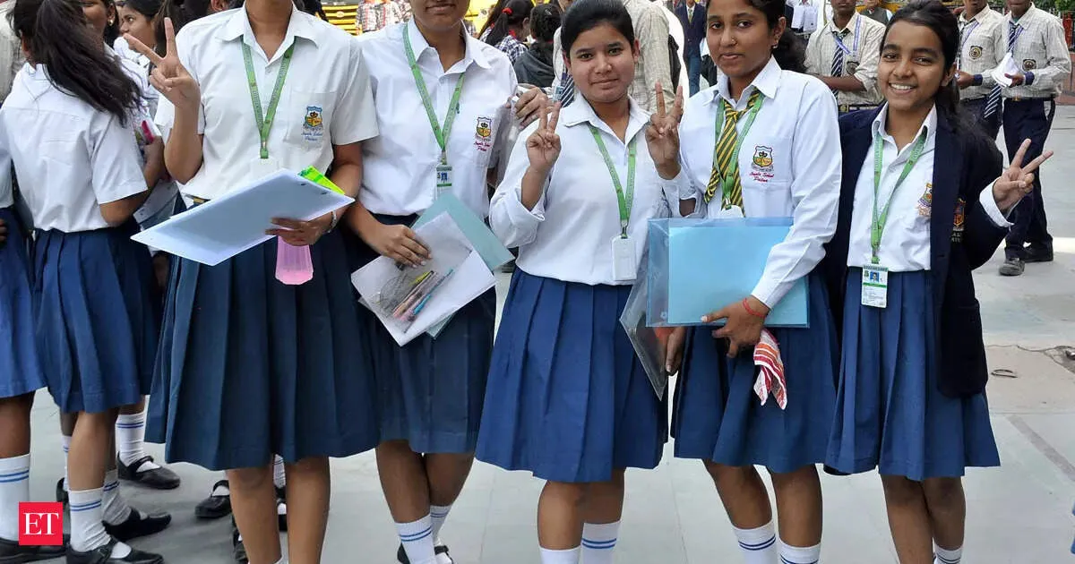 CBSE Class 10 Second Board Admit Card Update 2026 for 6 6 lakh students May 15 exam date