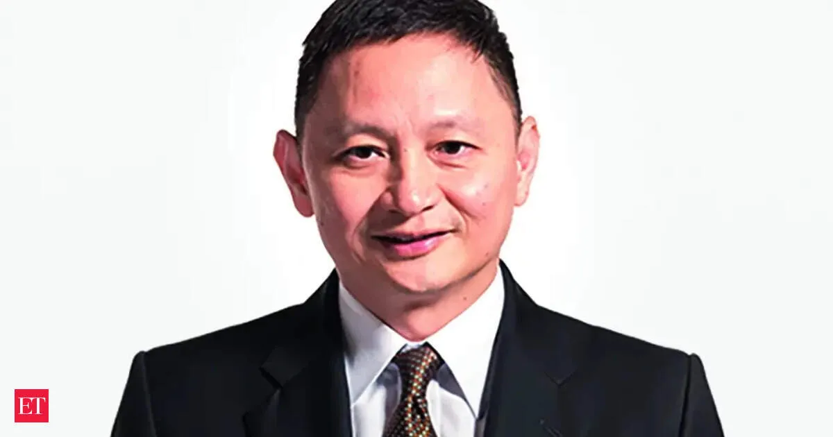 Singapore Airlines CEO links Air India losses to geopolitical airspace and currency shocks dragging profit down 57 percent