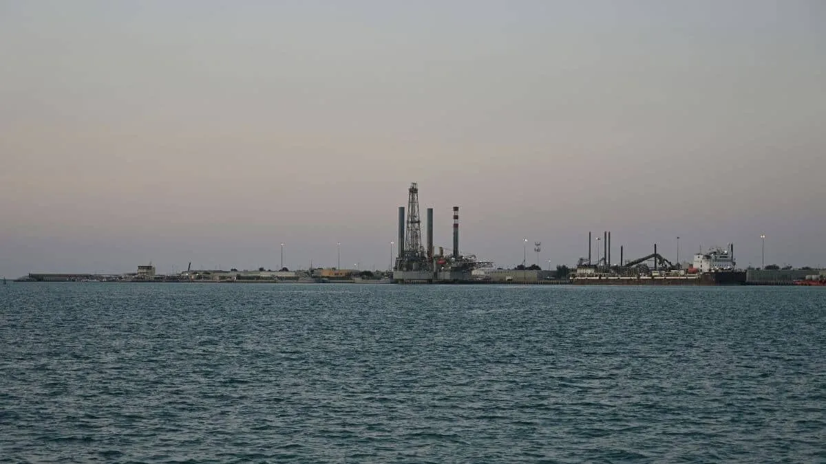 UAE Quits OPEC and Rewrites the Oil Map Via Fujairah and the Dollar