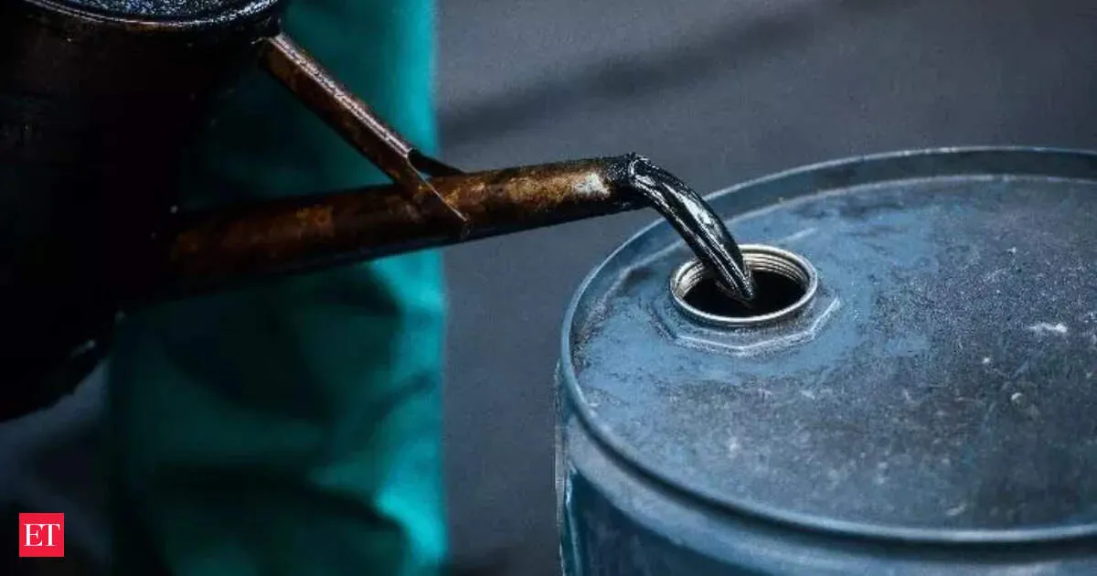 US oil ETF hits 2015 high as shipping costs surge and investors shift focus beyond oil