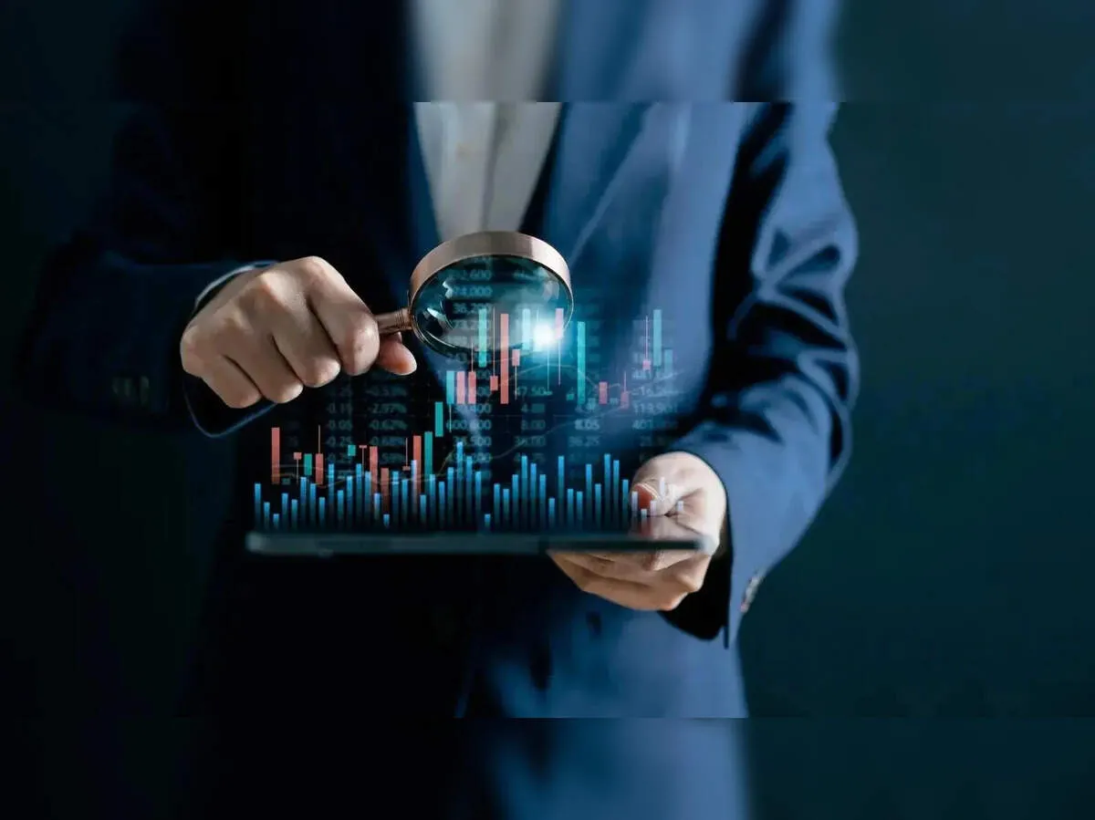 IT majors shares slide as profits beat but revenue misses cloud outlook