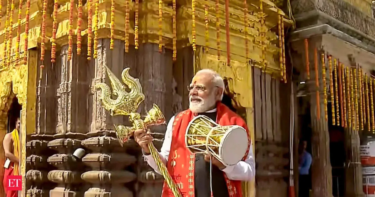 Modi leads 14 km Varanasi roadshow ending at Kashi Vishwanath Dham before Ganga Expressway event