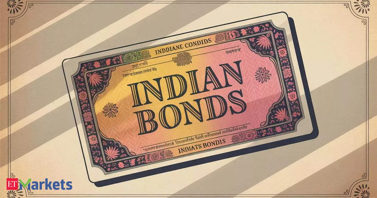 India bond yields hold steady as 10 year sale looms and oil risk stirs traders