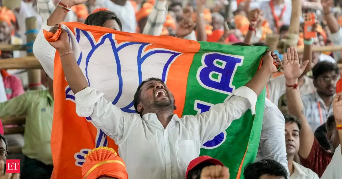 BJP in Tamil Nadu accepts mandate refuses to join new government after winning one seat