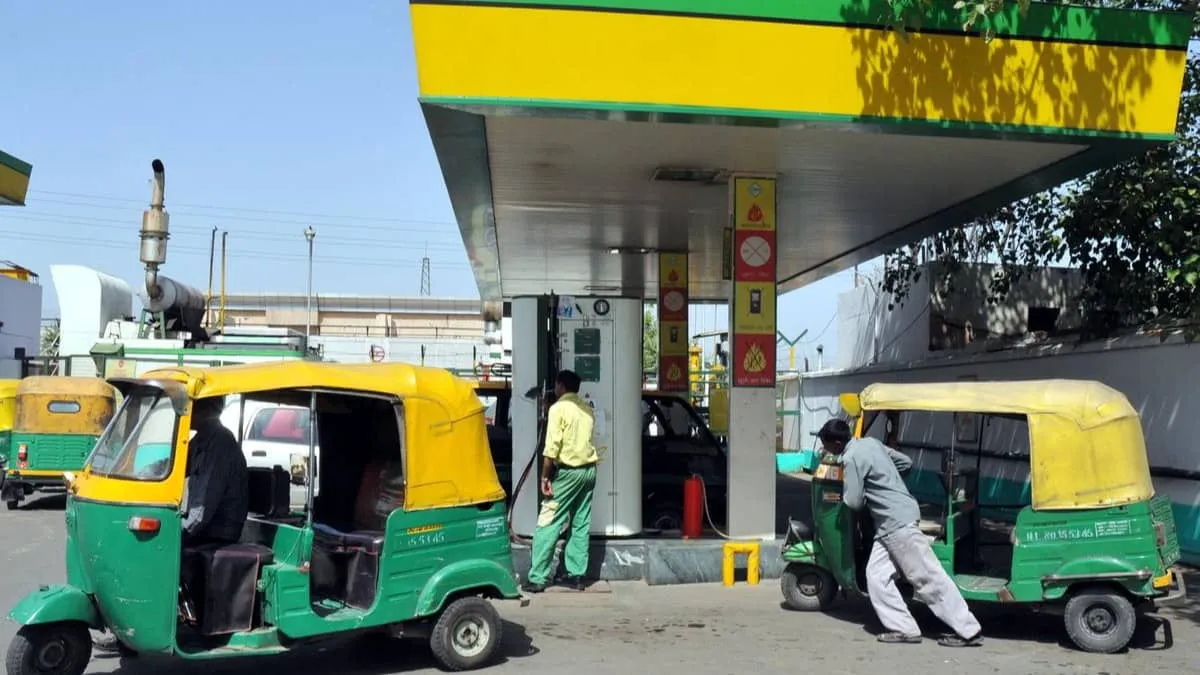CNG price jumps Rs 2 per kg across regions as Strait of Hormuz disruption worsens