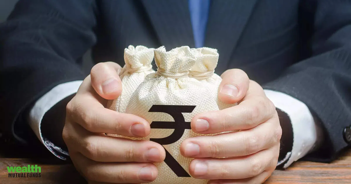 Mutual funds turn bargain hunters as Nifty dips and banks lead fresh buying