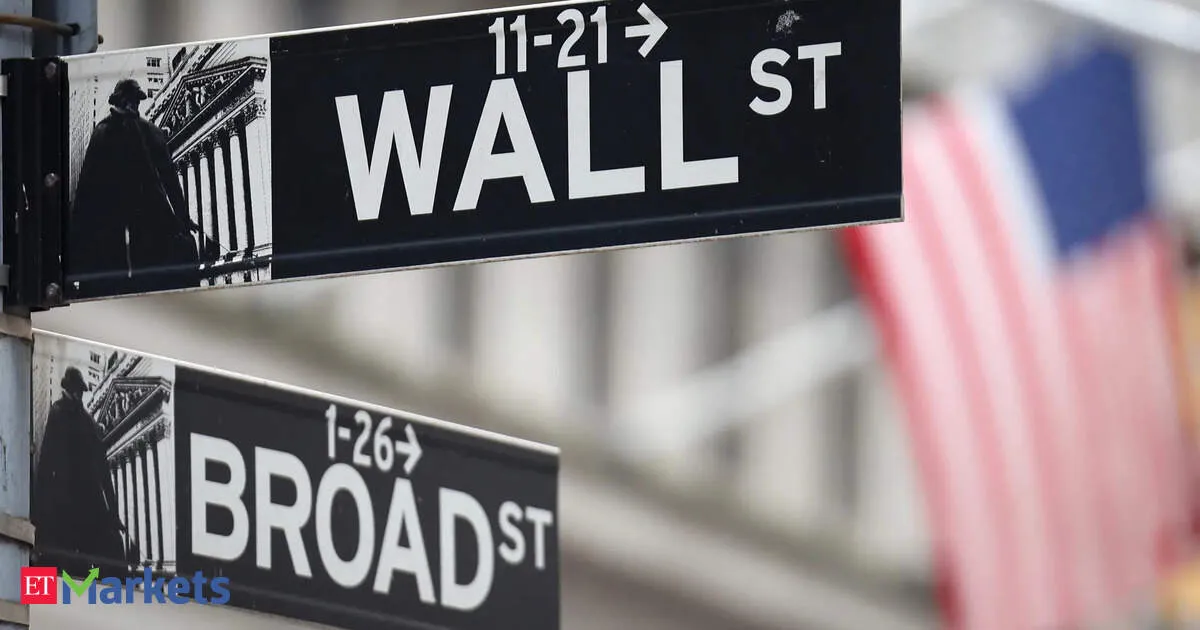 US stocks rise on earnings optimism while Middle East risk caps the rally
