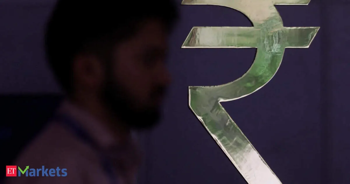 Indian refiners barely tap SBI FX credit as rupee fears spark higher repayment worries