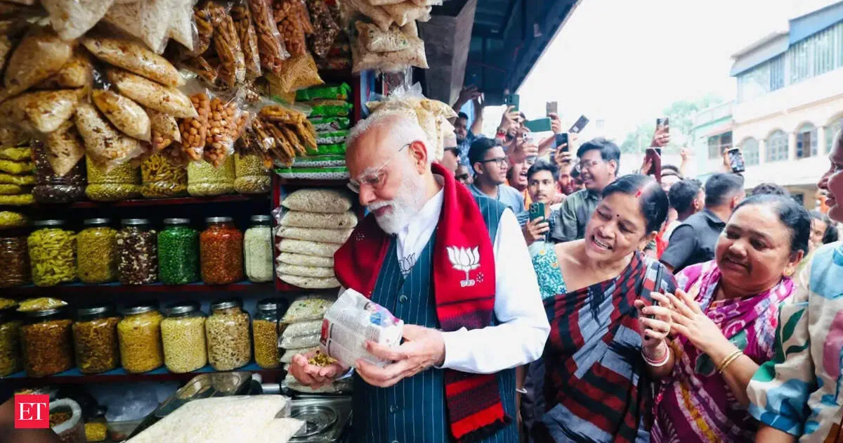 Modi fires jhalmuri jab at TMC in Bengal, promises sweets after May 4