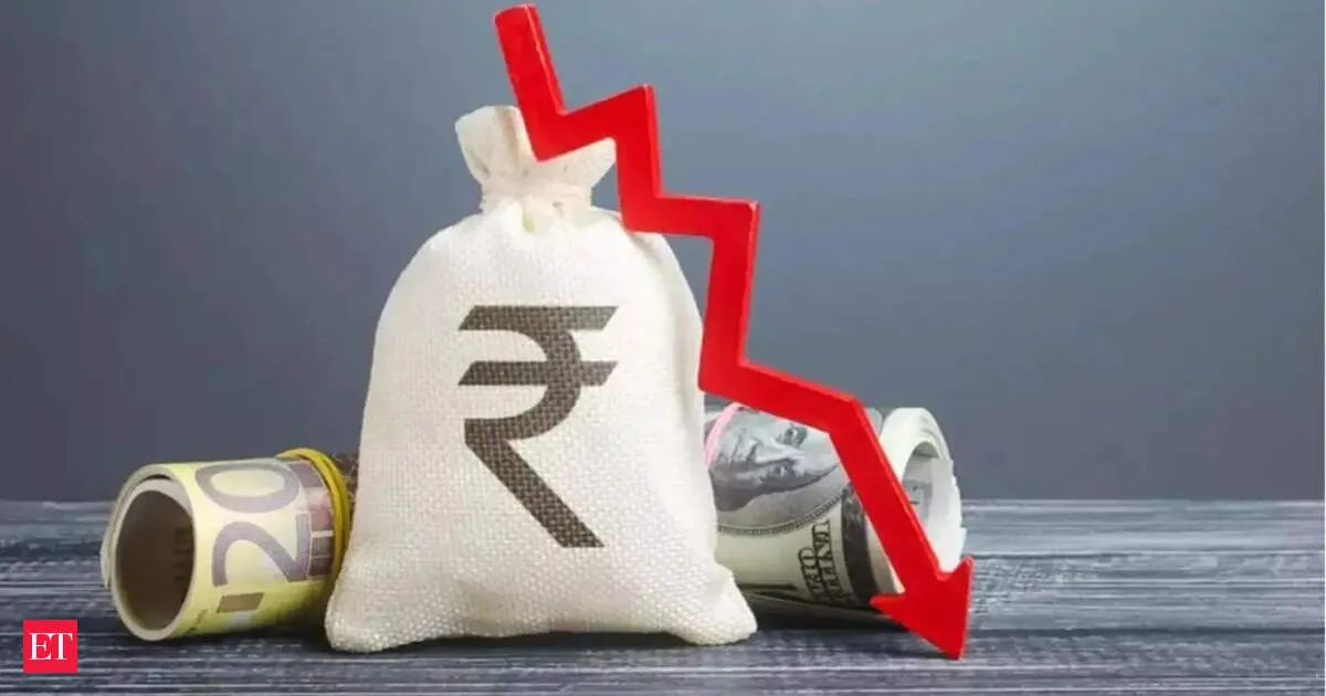 Rs 15800 crore microfinance risk rises as overleveraged borrowers juggle multiple loans and defaults