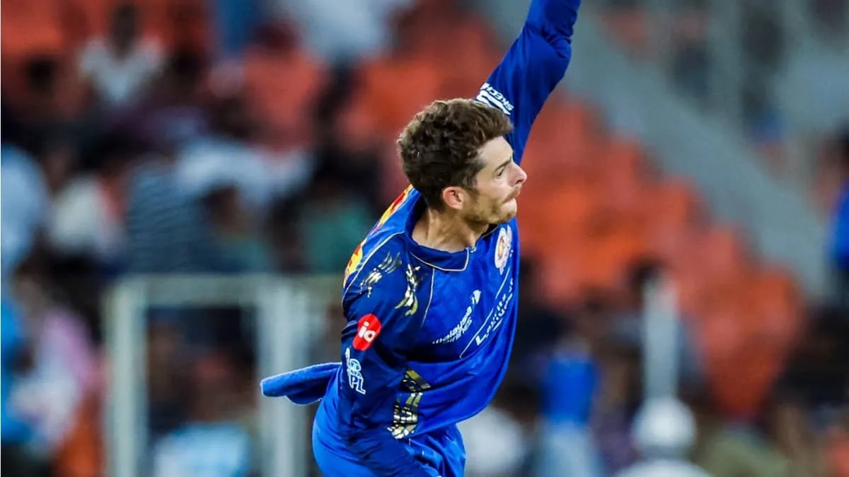 Mitchell Santner ruled out of IPL 2026 Mumbai Indians sign Keshav Maharaj as replacement