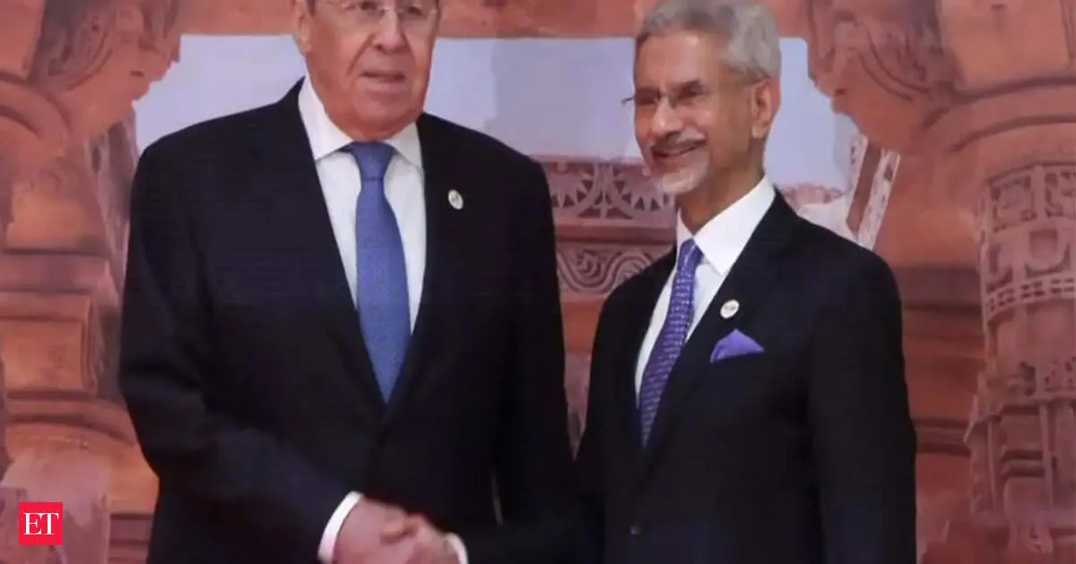 Jaishankar Welcomes Lavrov as India Kicks Off 2026 BRICS Foreign Ministers Meet in New Delhi