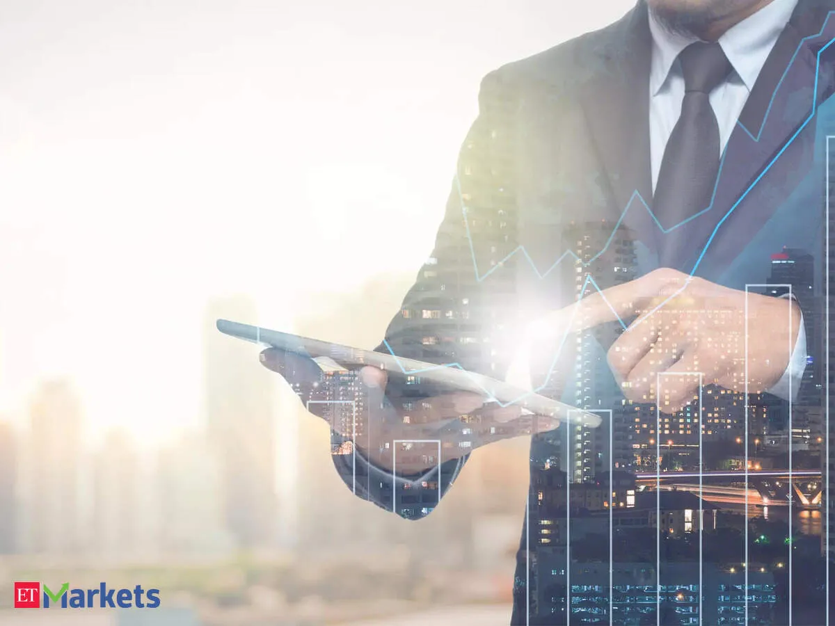 Sun Pharma leads as five stocks hit 52 week highs rally up to 25% in a month