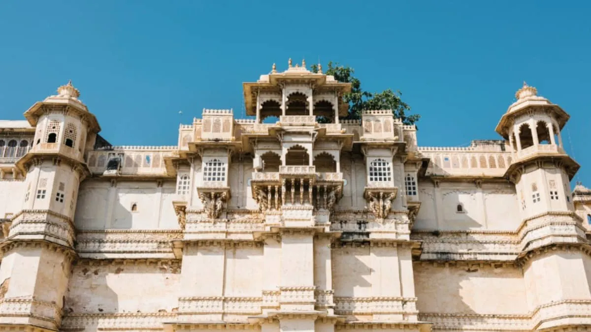 Iran backs India and China with a bold post after Trump blasts birthright citizenship