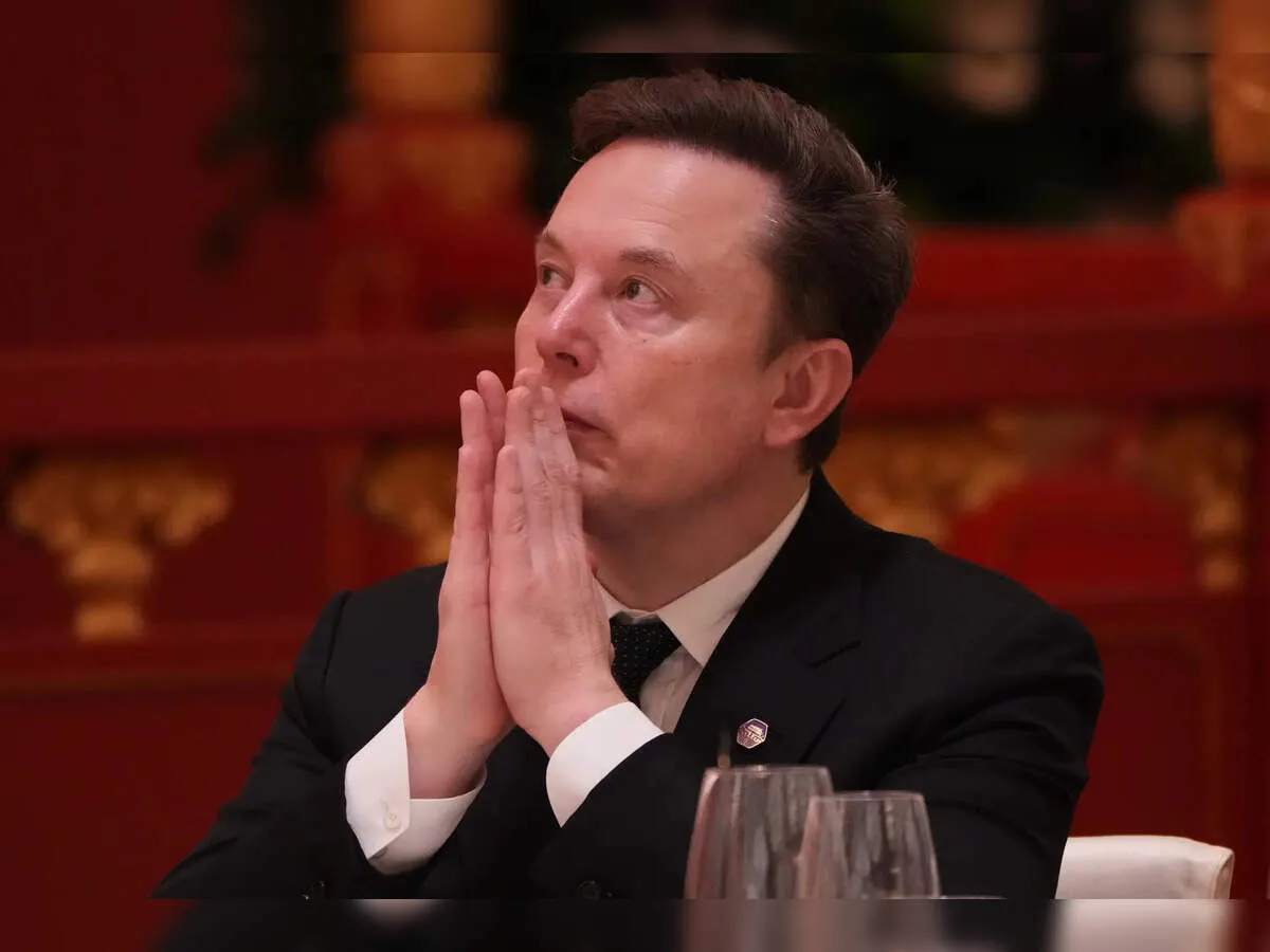 Elon Musk faces China scrutiny after Trump Xi summit as Tesla rivalry and Starlink security fears collide