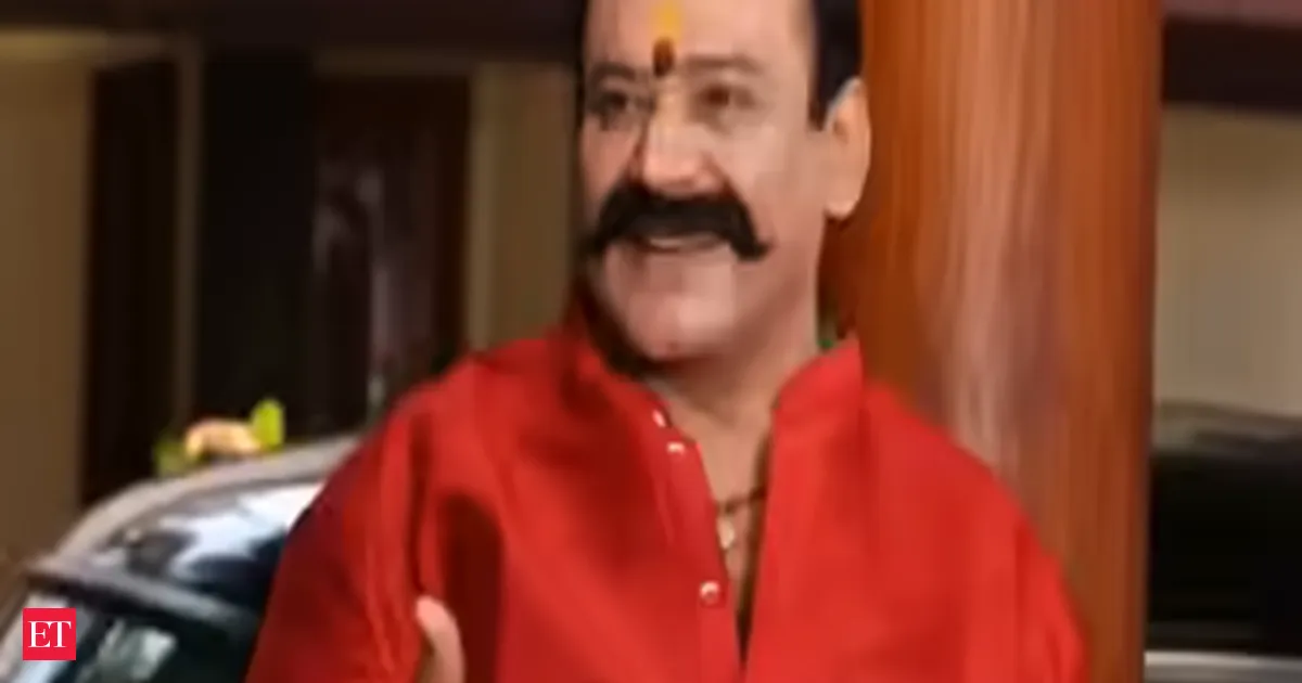 Santhosh Nair Malayalam star dies after car crash and reported heart attack during treatment