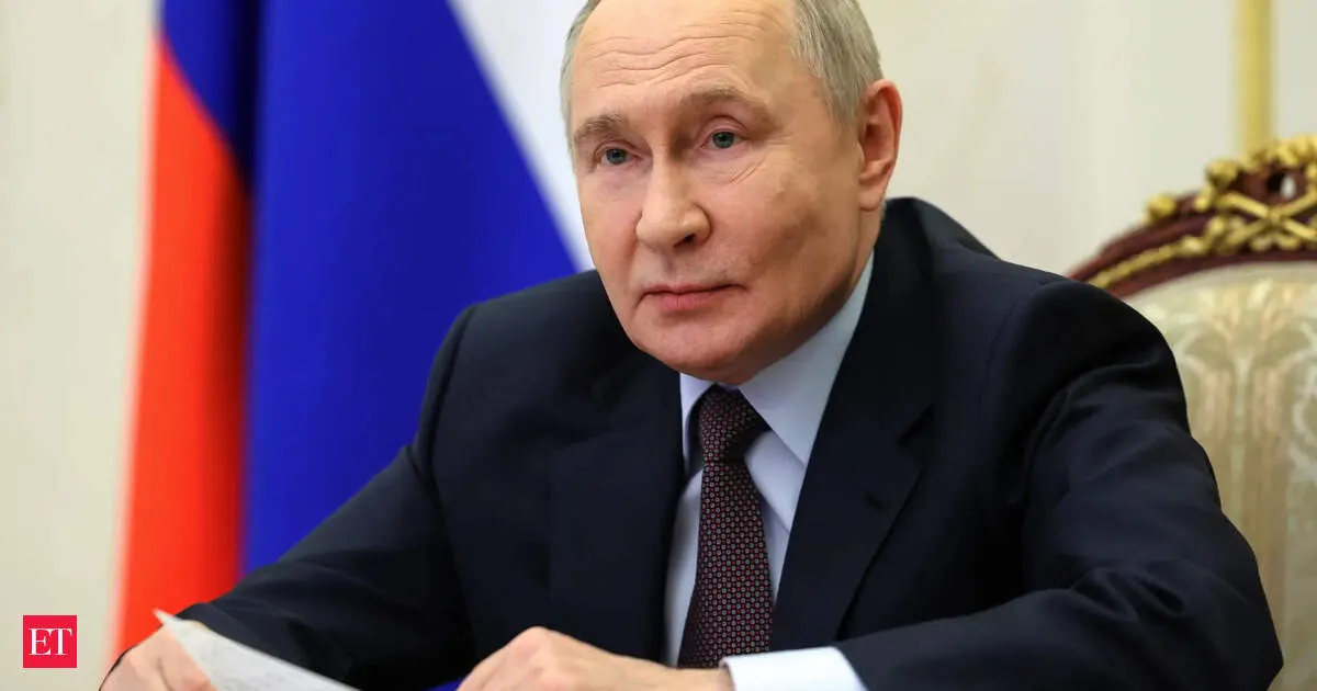 Putin faces fresh influencer backlash as wartime Russia tightens internet and worsens hardship