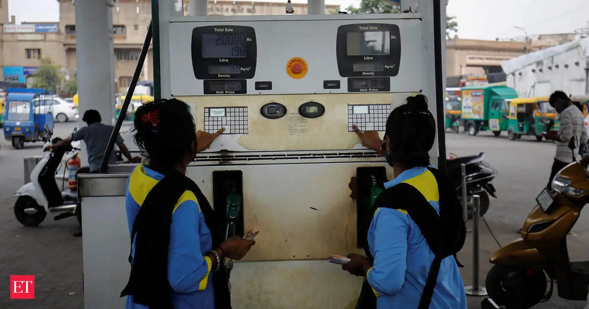 Petrol Diesel Prices Today May 13 Retailers Face Crushing Losses of Over Rs 1000 Crore Daily