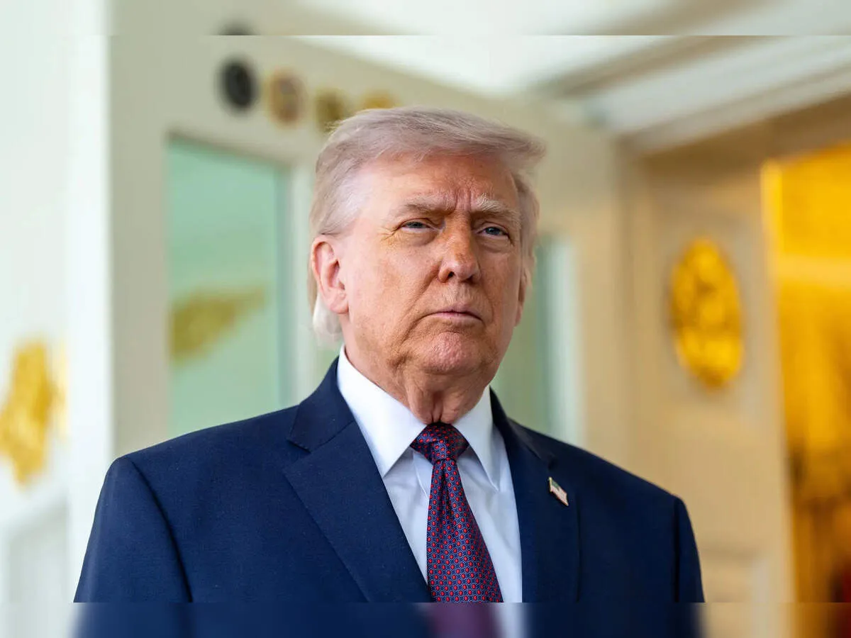 Trump signals naval blockade of Hormuz turning diplomacy into economic warfare