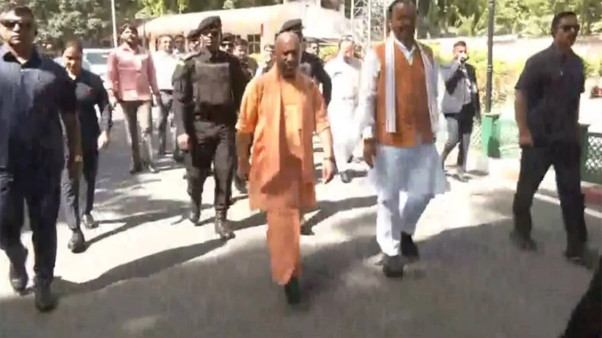 Yogi holds women protest march as Lok Sabha rejects reservation bill again