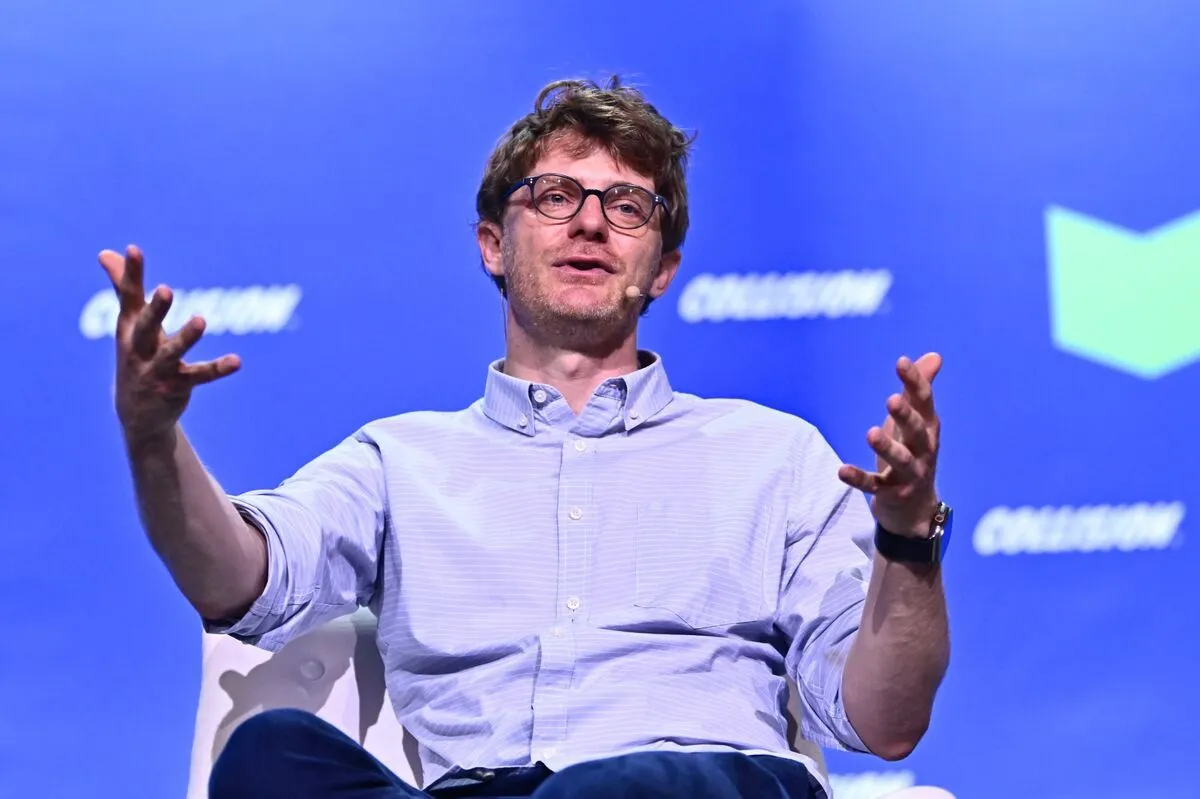 Recursive raises 650 million at 4 65 billion valuation for self improving AI