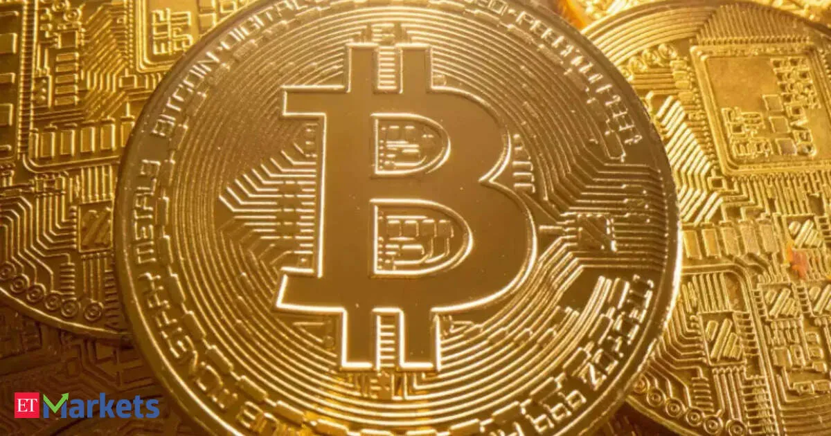 Crypto throws lap dance party during bear market as critics call culture unchanged