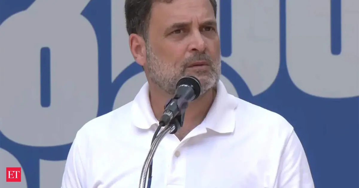 Rahul Gandhi slams RSS over fake nationalism and US servility