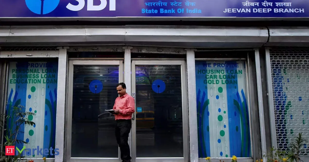 Four of India’s top firms lose Rs 1 lakh crore in one week as SBI slumps