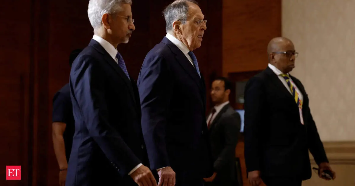 Lavrov meets Modi in New Delhi as Ukraine tension rises and India pushes dialogue over pressure