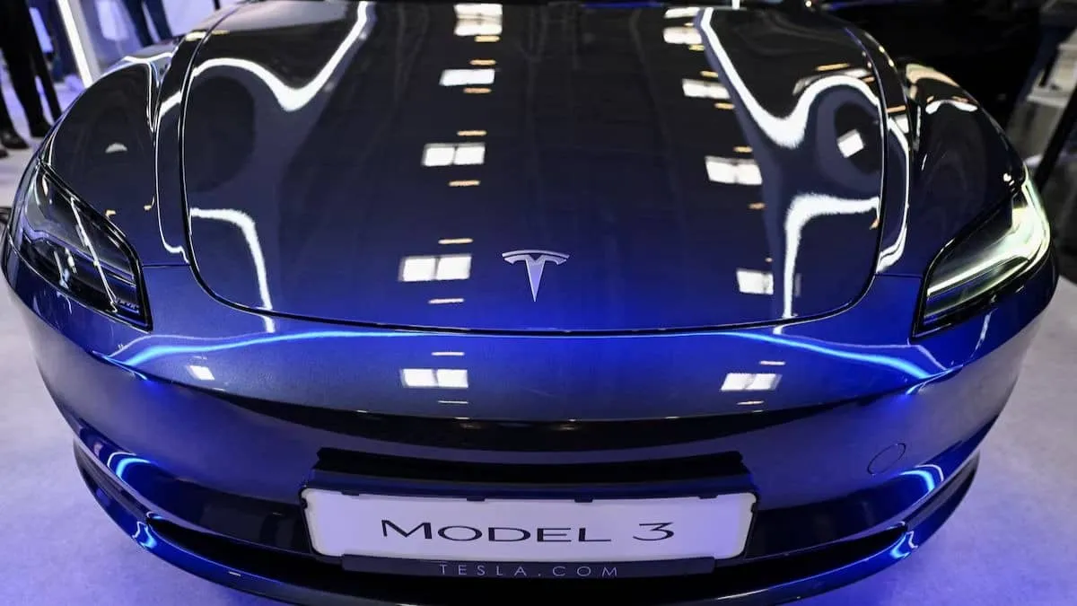 Tesla boosts 2026 spending above 25 billion as Musk bets on robots and AI cabs