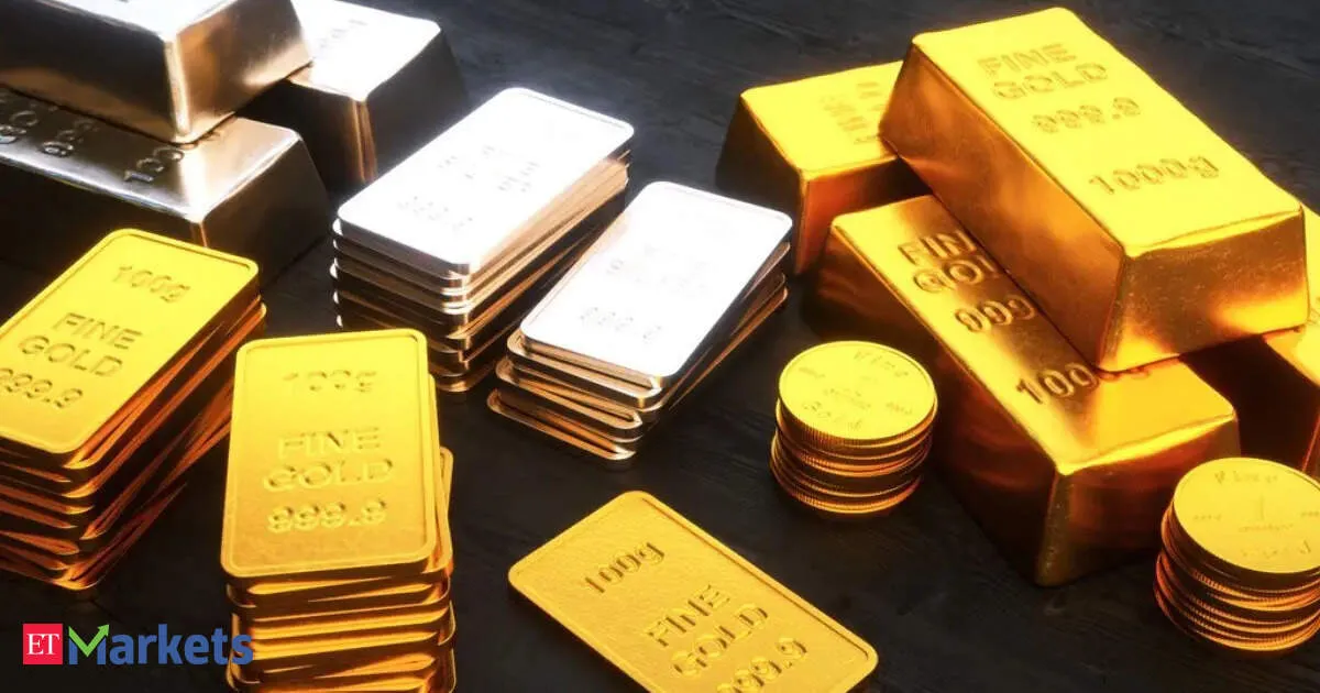 Gold slips to Rs 1 52 lakh as silver drops Rs 1400 on oil surge and stalled Iran talks