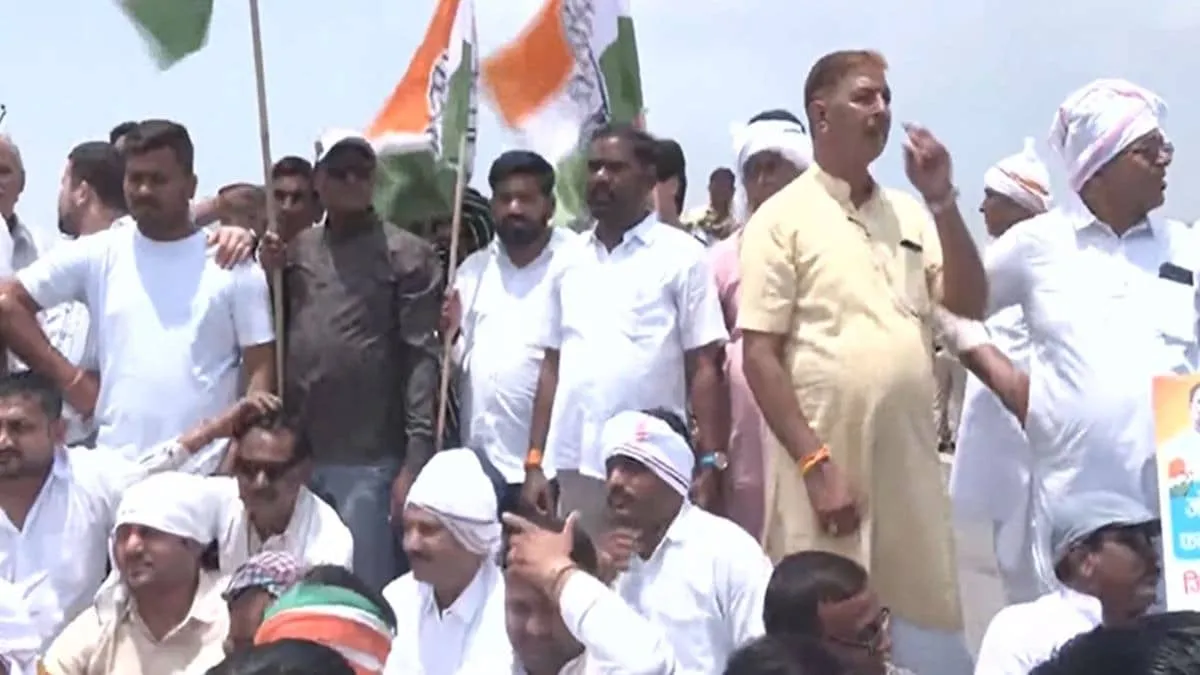 Madhya Pradesh Congress launches Chakka Jam protest across 11 districts over MSP promises