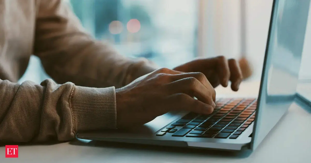 Gen Z worker worked till 1 am, got no overtime after management said no one asked