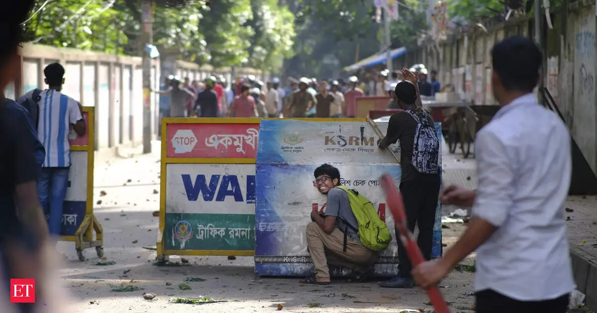 Bangladesh student protests erupt over job quotas as courts clash and violence grows